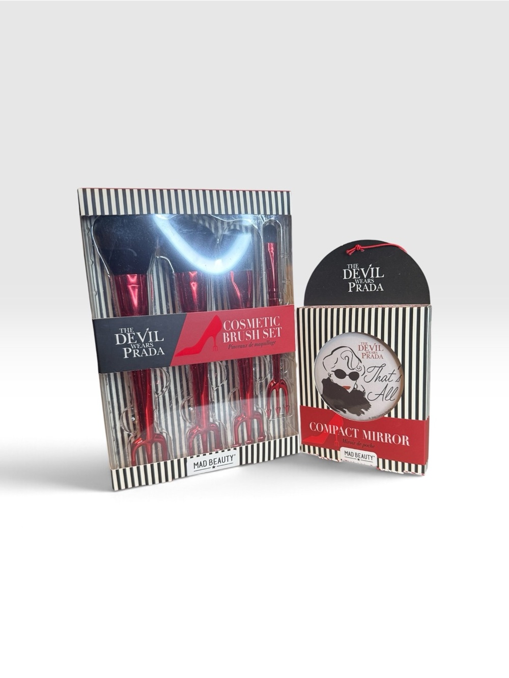 Red Cosmetic Brush Set with Compact Mirror
